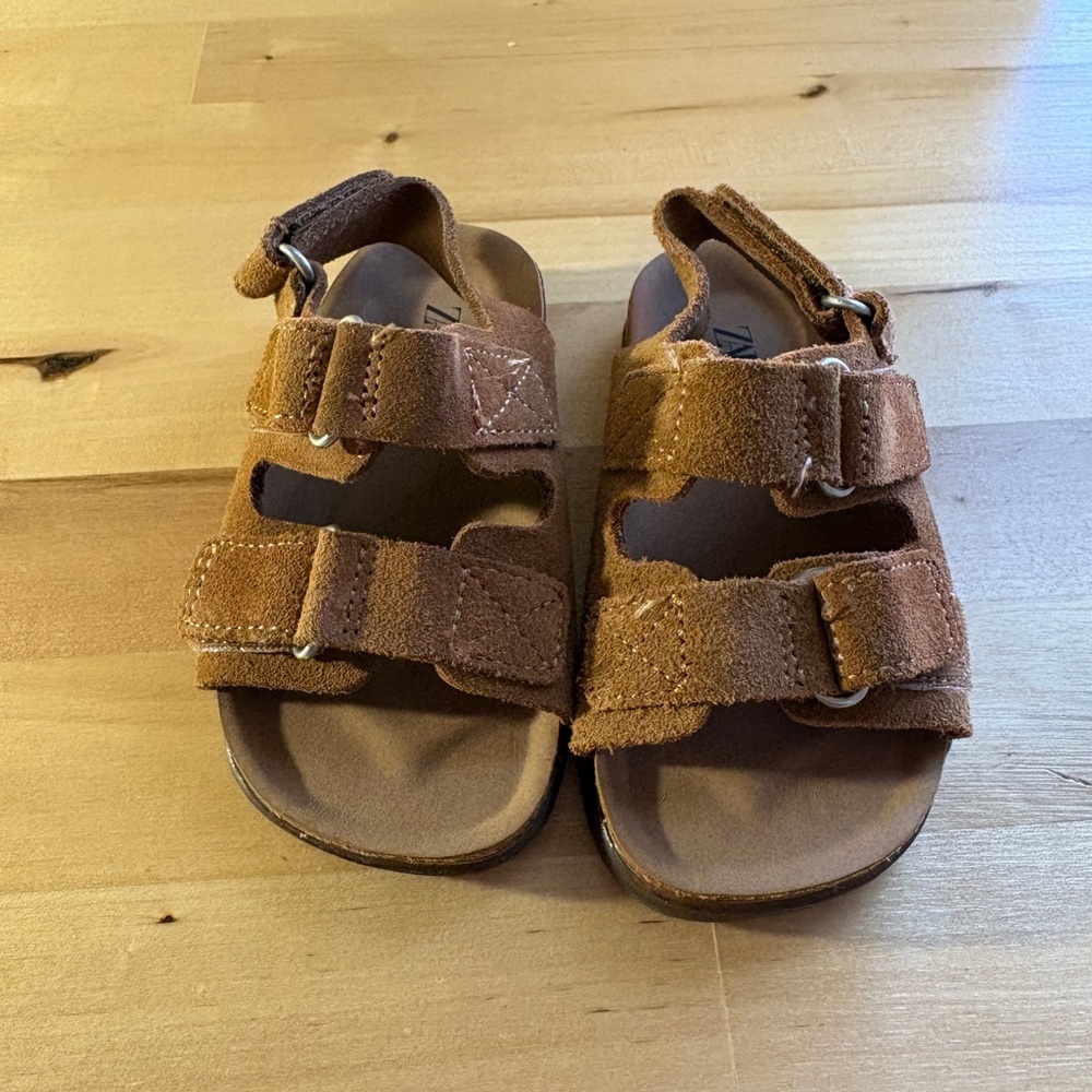 Zara Brown Toddler Sandals - Picture 2 of 5